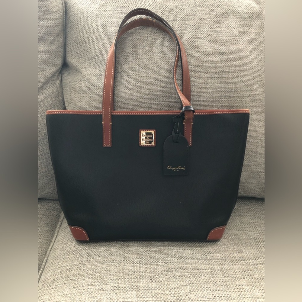 Dooney & Bourke Charleston Shopper